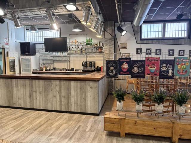 Local comercial en venta en Albal, Horta Sud photo 0