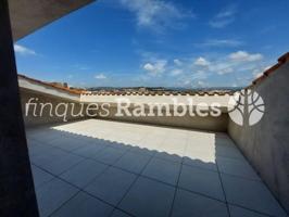 Duplex en venta en Igualada, Poble Sec photo 0