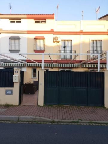 Adosada en venta en Mazagón, Urb. Faro II photo 0