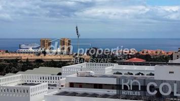 Apartamento en venta en Arona, Playa las Americas photo 0