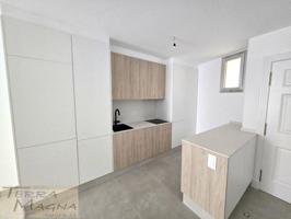 Apartamento en venta en Adeje photo 0
