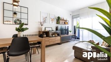 Piso en venta en Sabadell, Avinguda-eixample photo 0