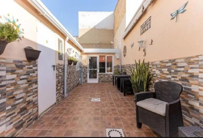 Casa en venta en Torrent, Avd. Al Vedat photo 0