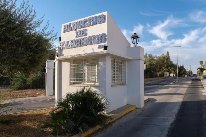 Bungalow en venta en Espartinas, Zona Colegio Europa photo 0