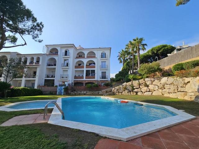 Piso en venta en Lloret de Mar, Playa de Fenals photo 0