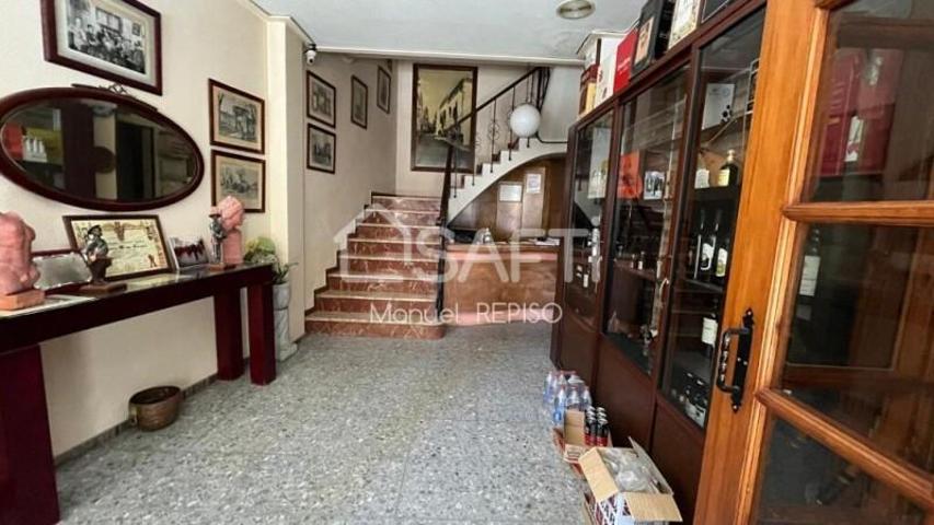 Local comercial en venta en Montilla photo 0