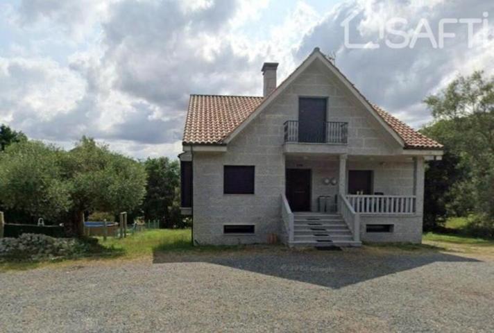 Casa en venta en Vila de Cruces photo 0