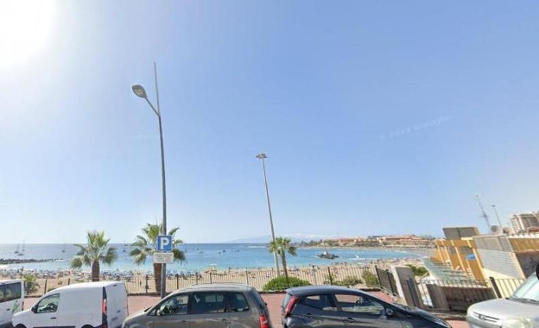 Piso en venta en Arona, Los Cristianos photo 0