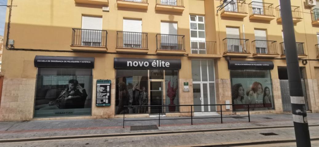 Local comercial en venta en Chiclana de la Frontera, Avenida solano photo 0