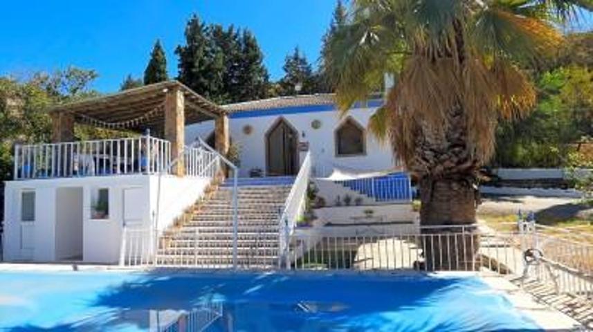 Chalet en venta en Rute, Rute photo 0