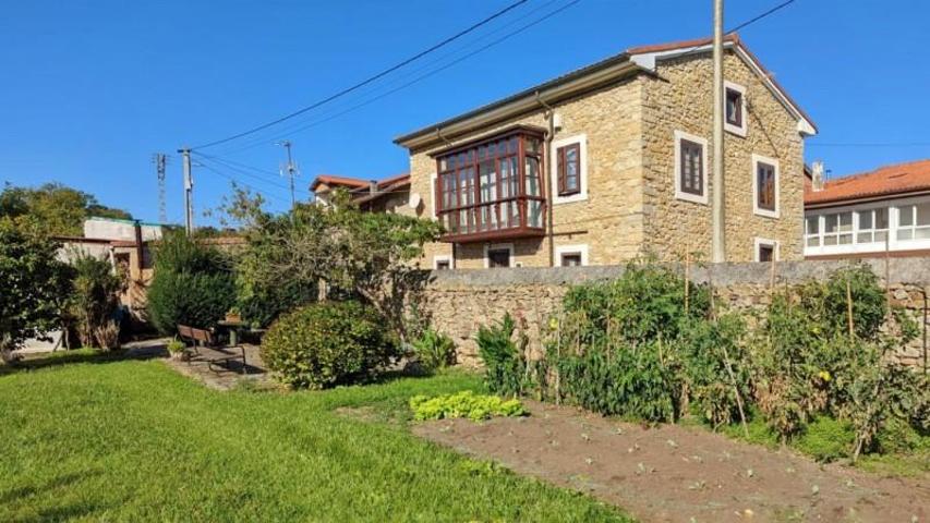 Chalet en venta en Reocín, Valles de Reocin photo 0