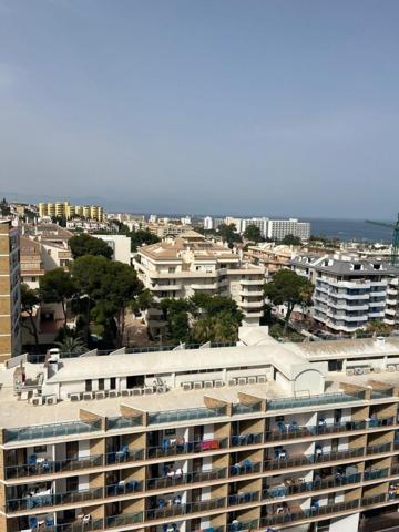 Piso en venta en Benalmádena, Benalmádena Costa photo 0