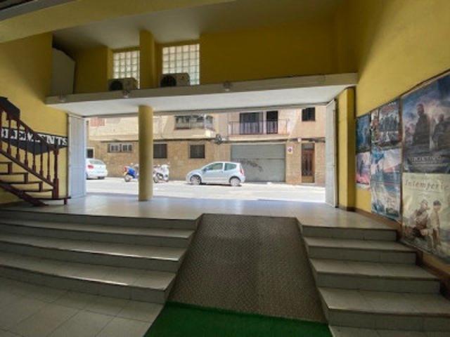 Local comercial en venta en Vilanova i la Geltrú, Centre photo 0