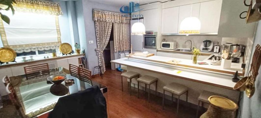 Piso en venta en Jaén, Avda. Andalucia photo 0