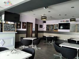 Casa en venta en Casares, Secadero photo 0