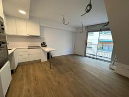 Duplex en venta en Badalona, Centre photo 0