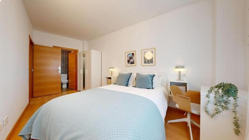 Piso en venta en Bilbao, Bolueta photo 0