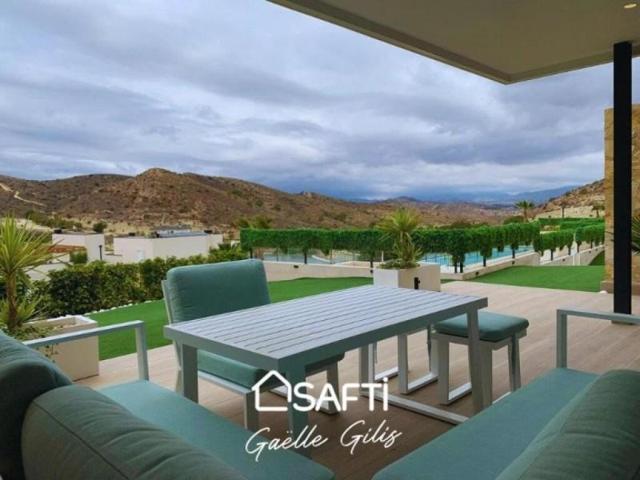 Piso en venta en Monforte del Cid photo 0