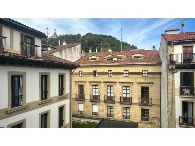 Piso en venta en Donostia-San Sebastián photo 0