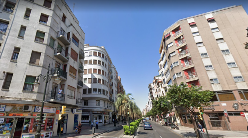 Edificio en venta en Zaragoza, Calle Agustina de Aragón, 50004 photo 0