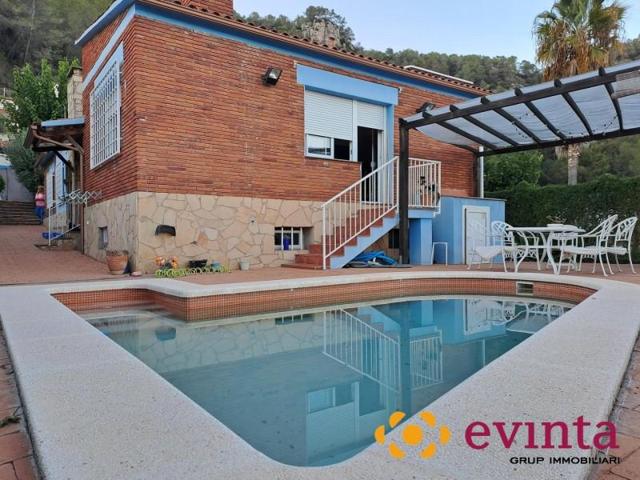 Casa en venta en Vallirana, Vallirana photo 0