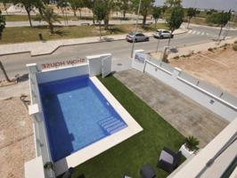 Chalet en venta en Pilar de la Horadada photo 0