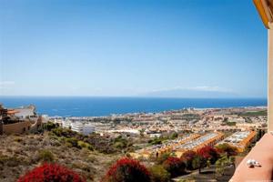 Apartamento en venta en Adeje, Roque del Conde photo 0