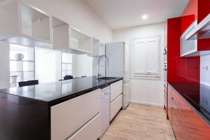 Piso en venta en Barcelona, Eixample photo 0