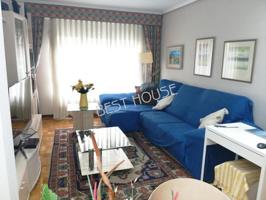 Piso en venta en Vitoria-Gasteiz, San martín photo 0