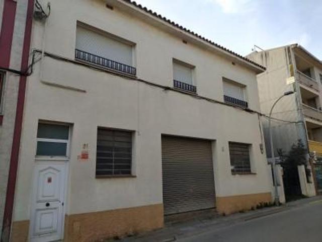 Casa en venta en Tordera, Centre del poble photo 0