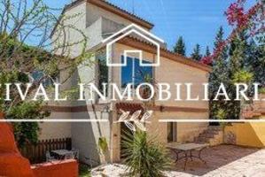 Casa con terreno en venta en Chiva, Cumbres de Calicanto -Santo Domingo photo 0