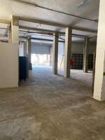 Local comercial en venta en Sant Feliu de Llobregat, Les Roses - Castellbell photo 0