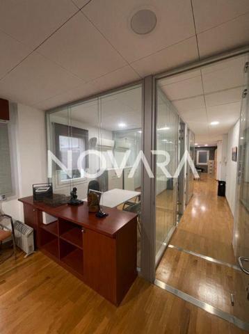 Piso en venta en Barcelona, El Camp dEn Grassot i Gràcia Nova photo 0