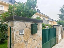 Adosada en venta en Navalafuente, Valdemanco photo 0