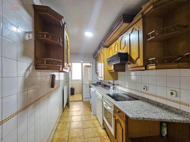 Piso en venta en Madrid, San Fermín photo 0