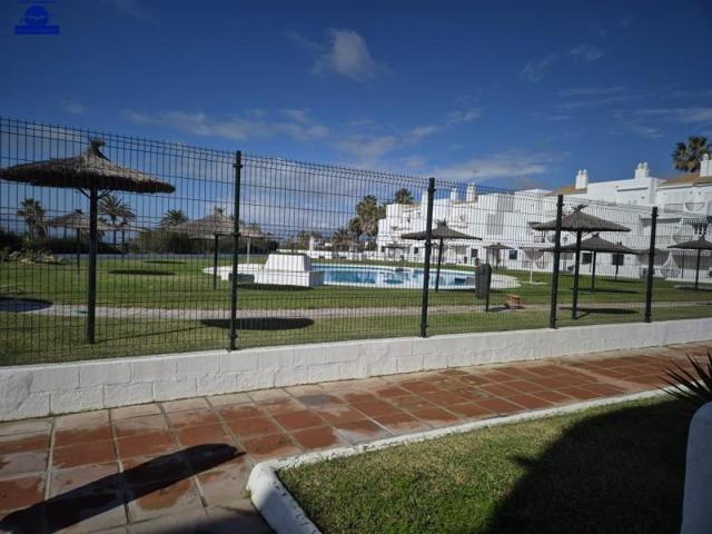 Apartamento en venta en Chiclana de la Frontera, La Barrosa photo 0