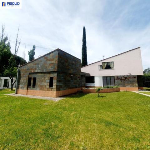 Casa en venta en Tudela de Duero, Castilla y leon photo 0