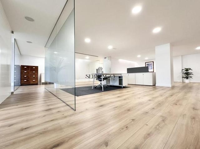 Oficina en venta en Santander, Castilla - Hermida photo 0