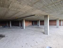 Local comercial en venta en Lugo photo 0
