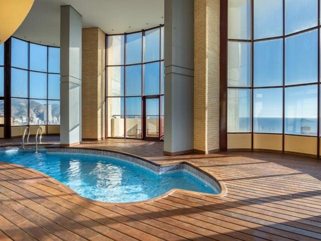 Apartamento en venta en Benidorm photo 0