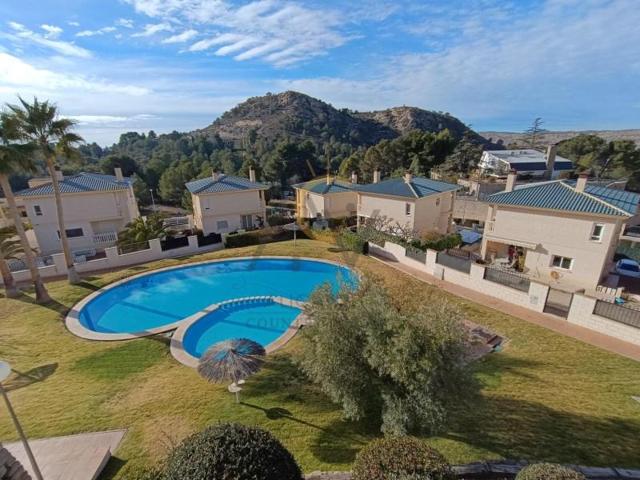 Chalet en venta en Petrer photo 0