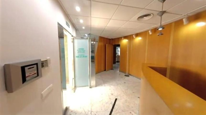 Local comercial en venta en Cádiz, Bahía Blanca photo 0