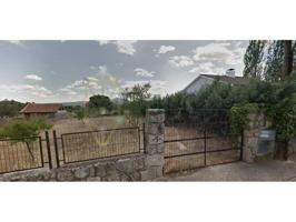 Chalet en venta en Cabanillas de la Sierra photo 0