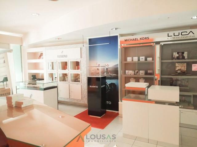 Local comercial en venta en Lugo photo 0