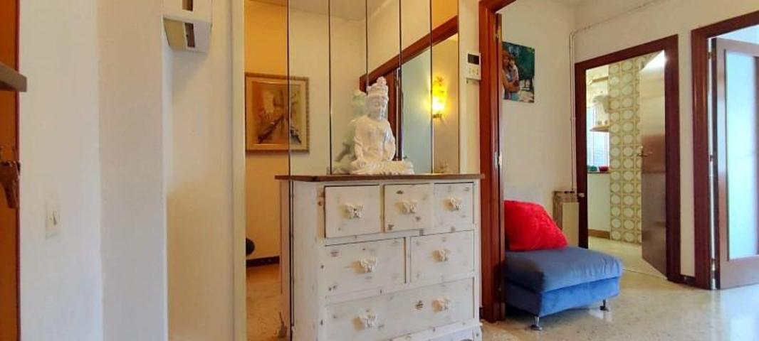 Apartamento en venta en Barcelona, Can Baro photo 0