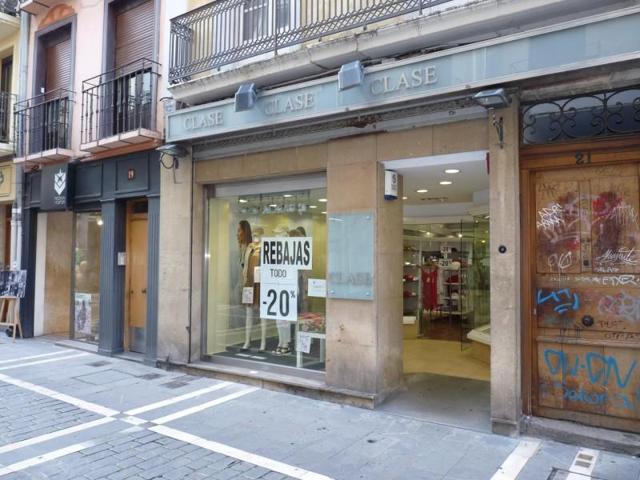 Local comercial en venta en Pamplona, Casco Viejo photo 0
