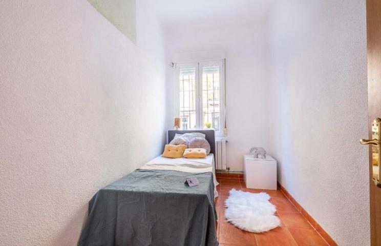 Planta baja en venta en Madrid, Ciudad Jardin photo 0