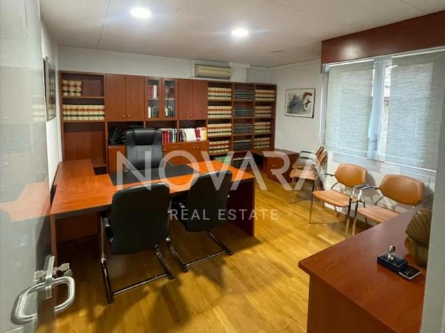 Oficina en venta en Barcelona, El Camp dEn Grassot i Gràcia Nova photo 0