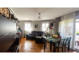 Casa en venta en Irun photo 0