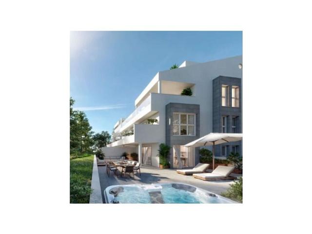 Planta baja en venta en Benalmádena, Zona Centro Comercial Torrequebrada photo 0